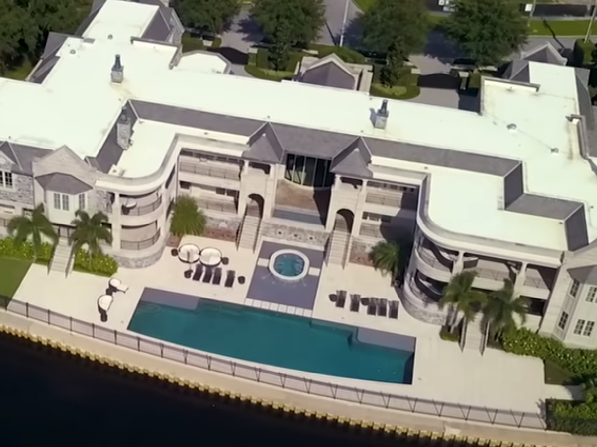 Tom Brady Rents Derek Jeter's Sprawling Tampa Bay Mansion