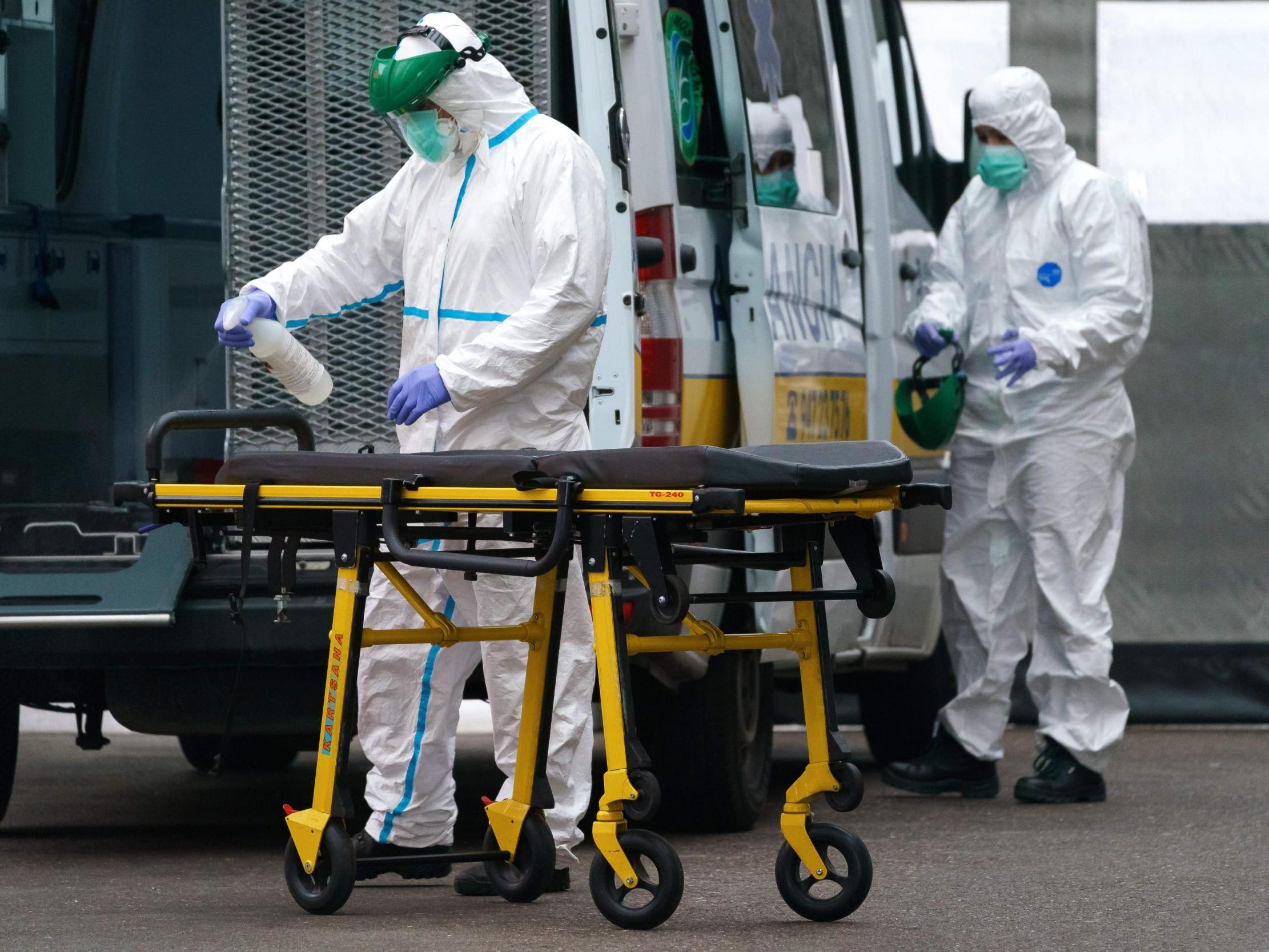 Spain coronavirus death toll rises by 932 overnight