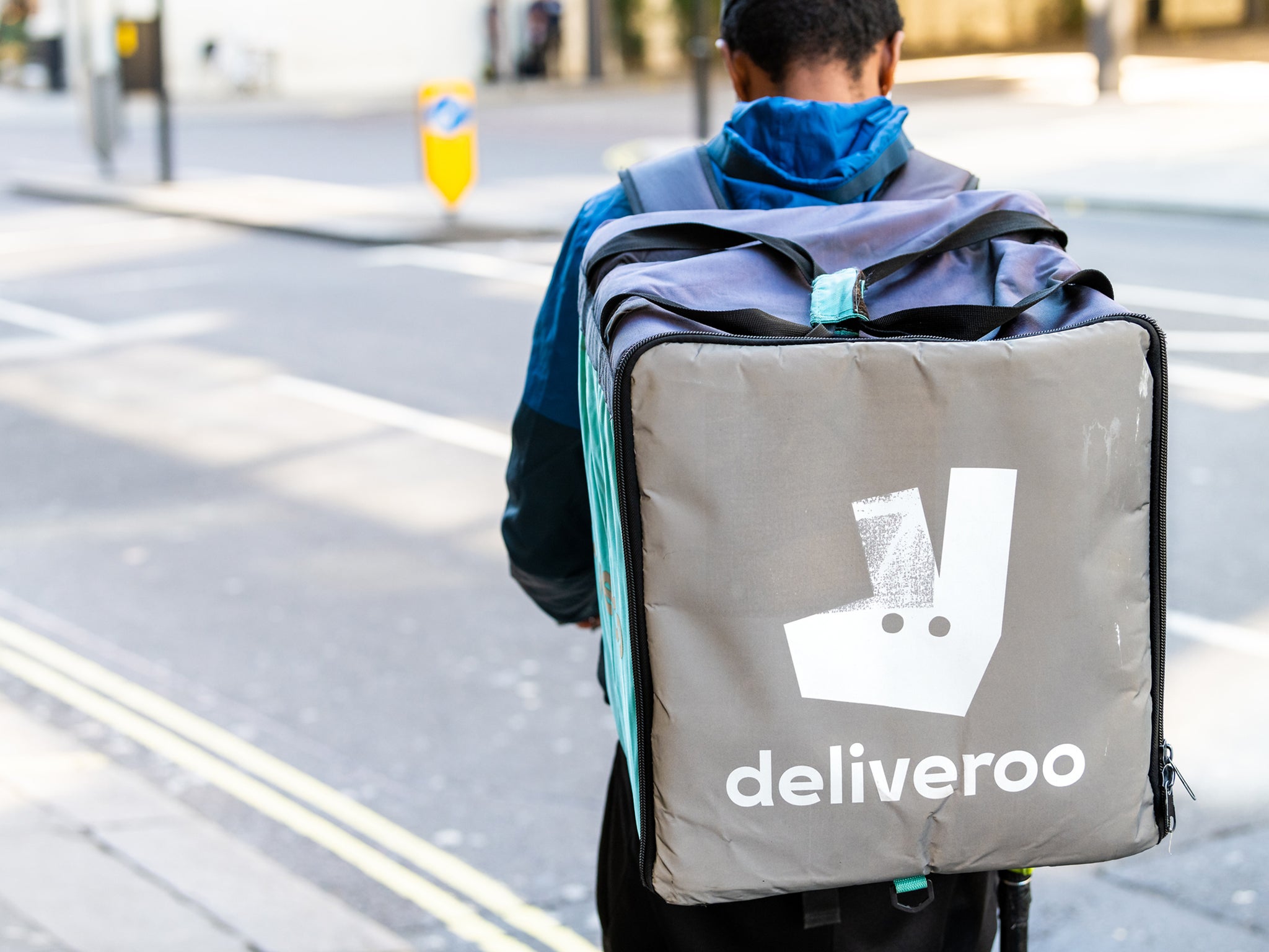 LloydsPharmacy and Deliveroo launch partnership to deliver medication to your door within 30 minutes