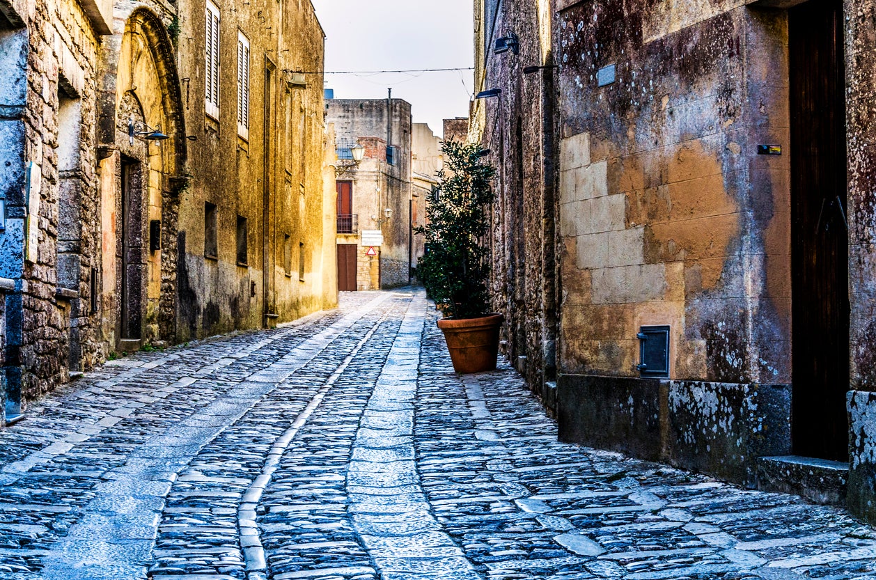 The cobbled streets of Erice (iStock)