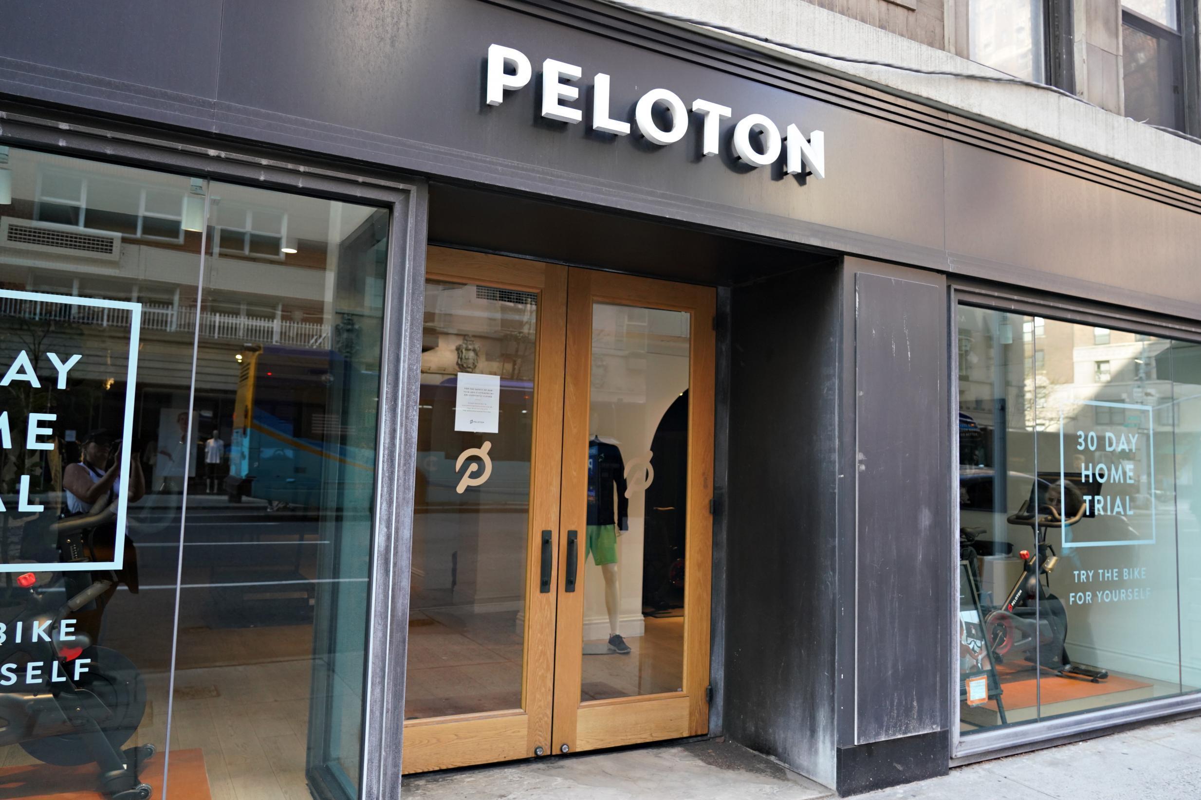 Peloton cancels live classes after employee tests positive for coronavirus (Getty)