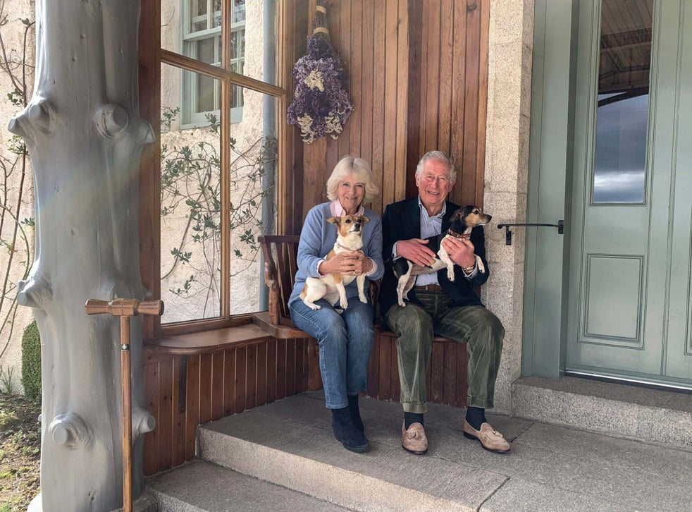 Prince Charles and Camilla mark 15th anniversary with new photograph