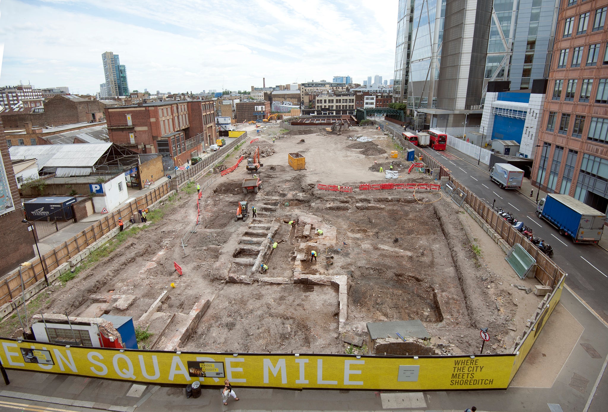 An aerial view of MOLA archaeologists excavating at Principal Place in Shoreditch - the site of the new Amazon HQ © MOLA