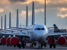 Airlines threaten to abandon carbon commitment over coronavirus crisis