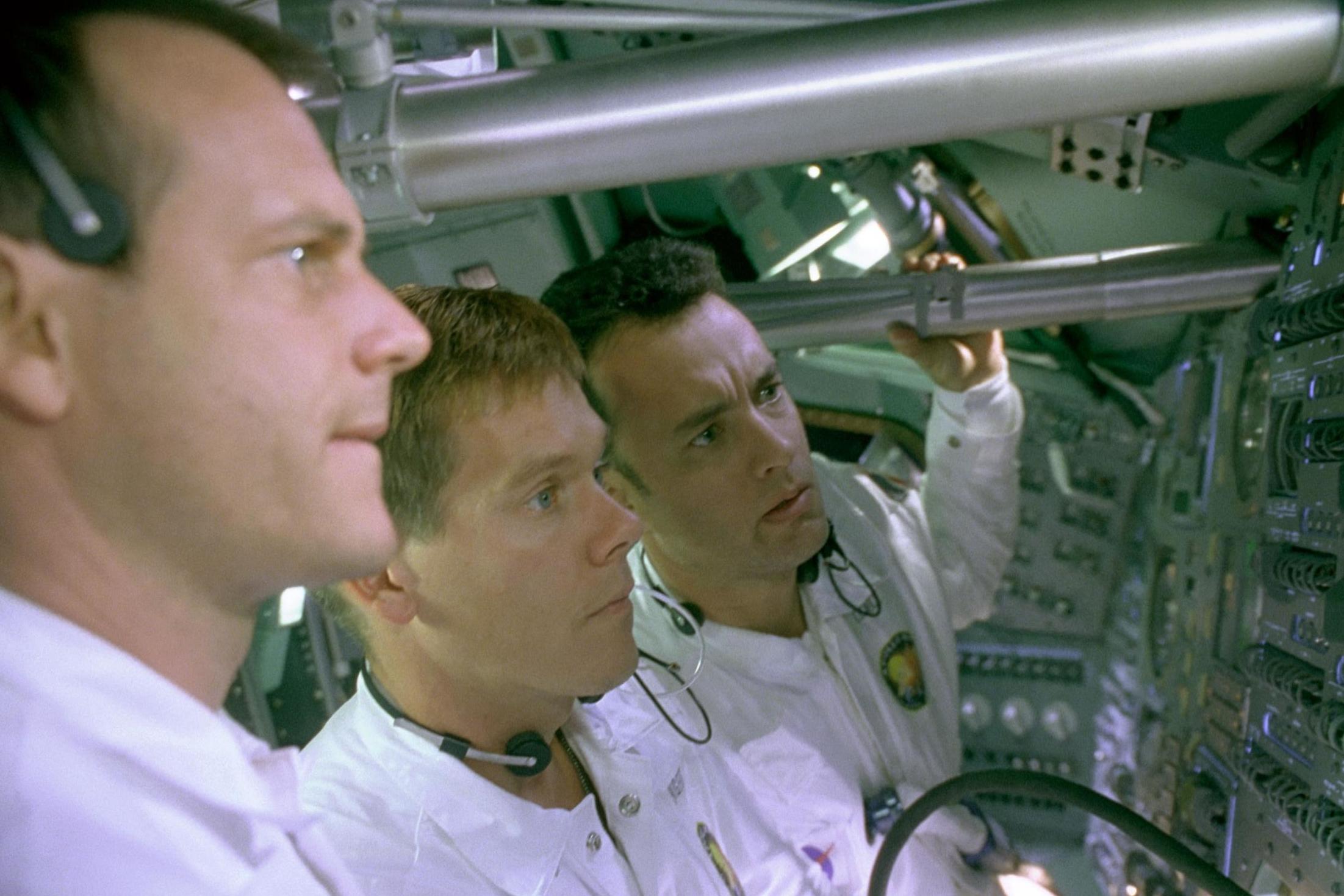 Kevin Bacon (centre) in ‘Apollo 13’ with Tom Hanks and Bill Paxton