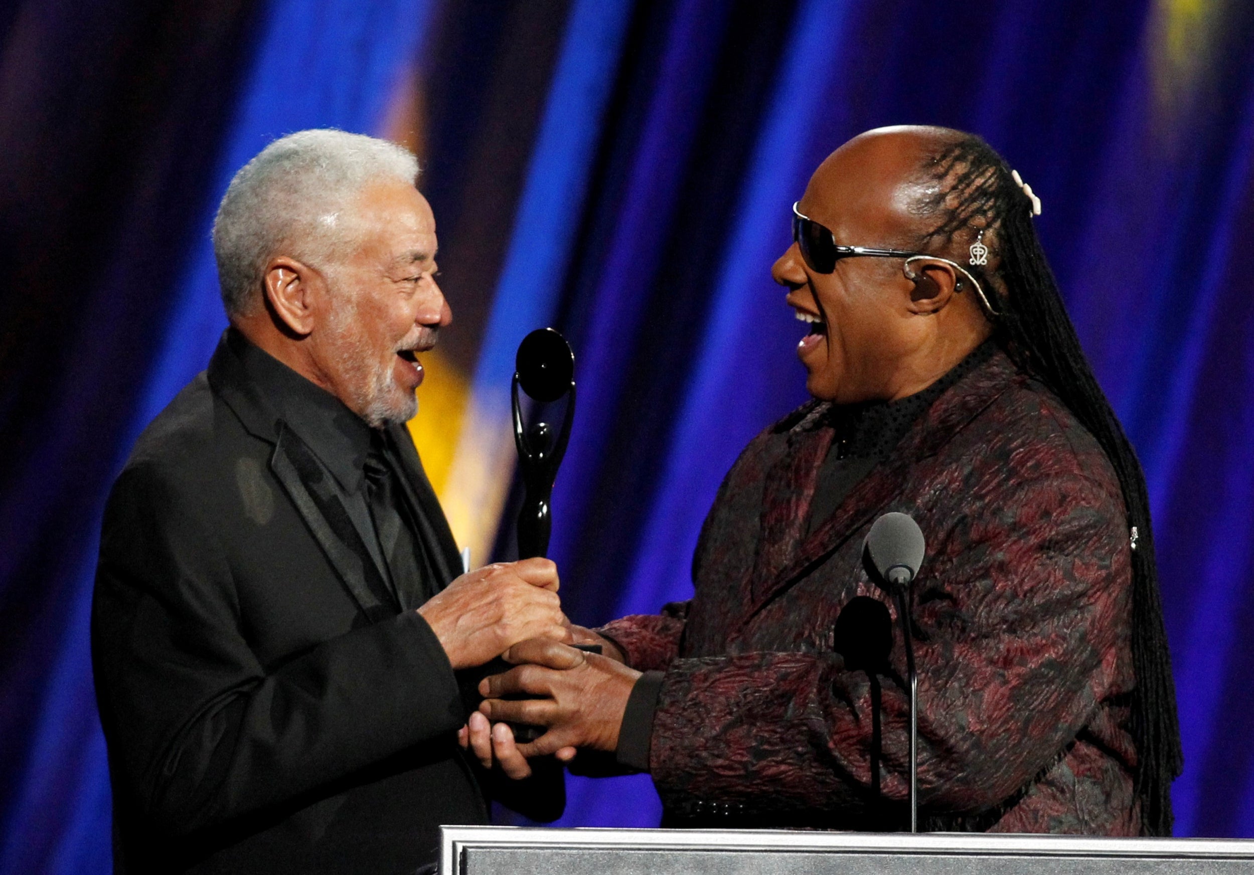 Withers is inducted by Stevie Wonder at the 2015 Rock and Roll Hall of Fame ceremony in Cleveland, Ohio