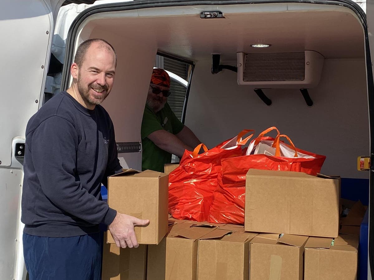 Help the Hungry: Emergency food delivery drive kicks into action in ...