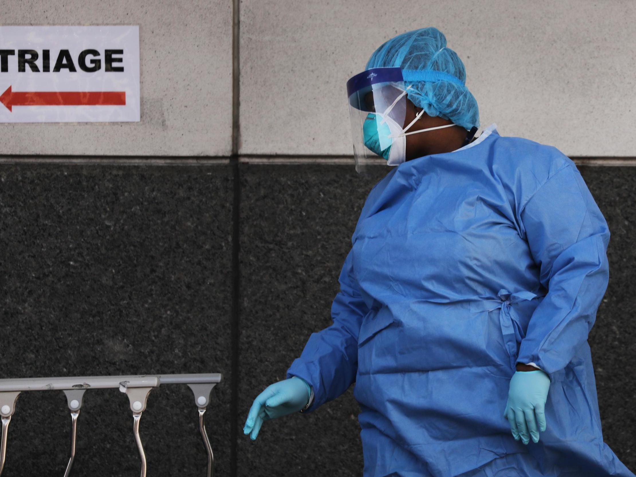 <p>Covid-19 is expected to lead to an estimated 100,000 deaths if steps, such as wearing face masks, are not taken </p>