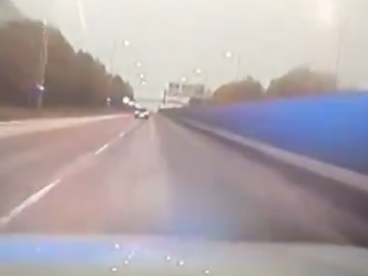 Speeding driver reaches 151mph in police chase as coronavirus lockdown leaves roads empty thumbnail