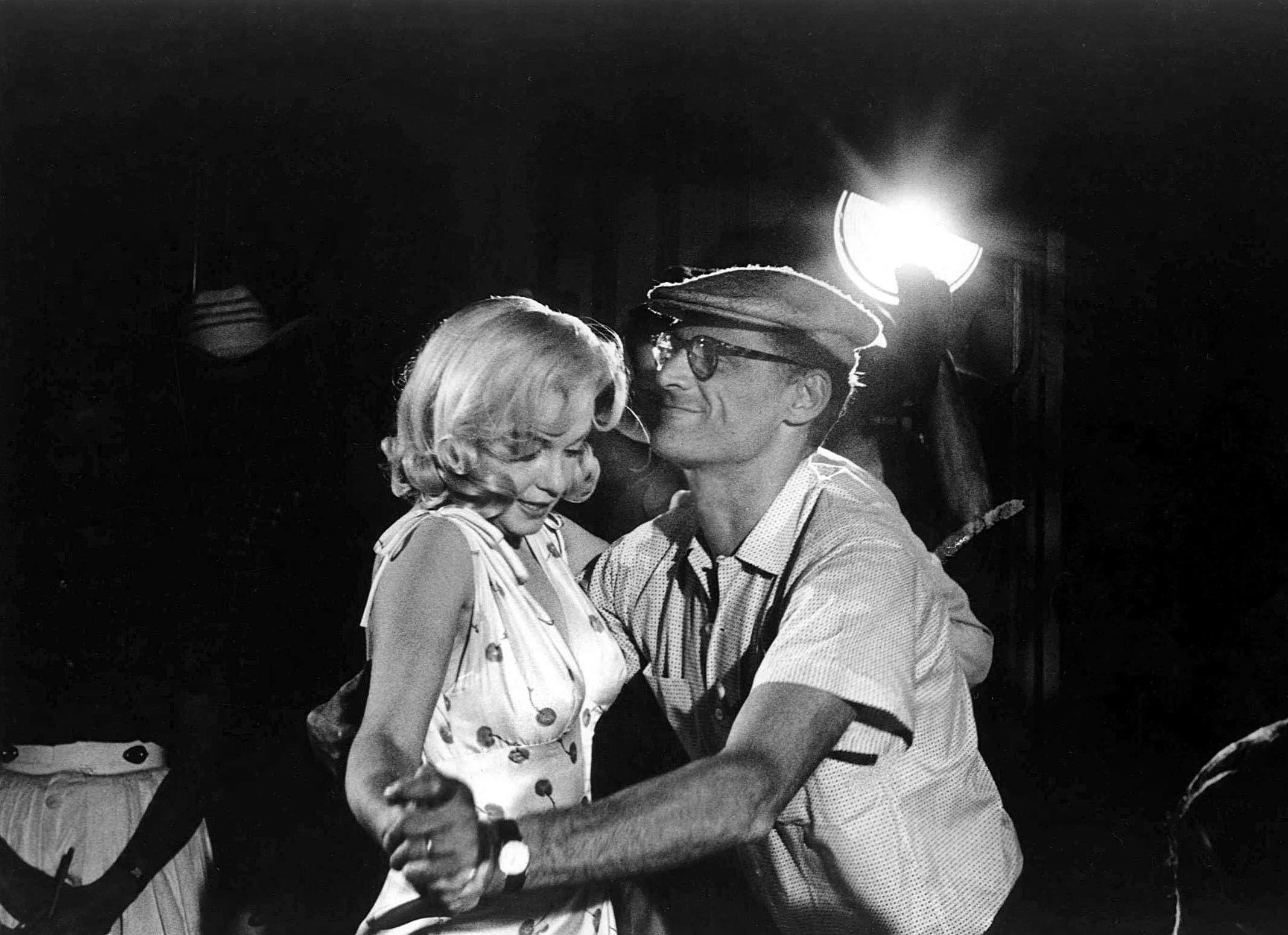 Arthur Miller and Marilyn Monroe on the set of ‘The Misfits’ in 1961