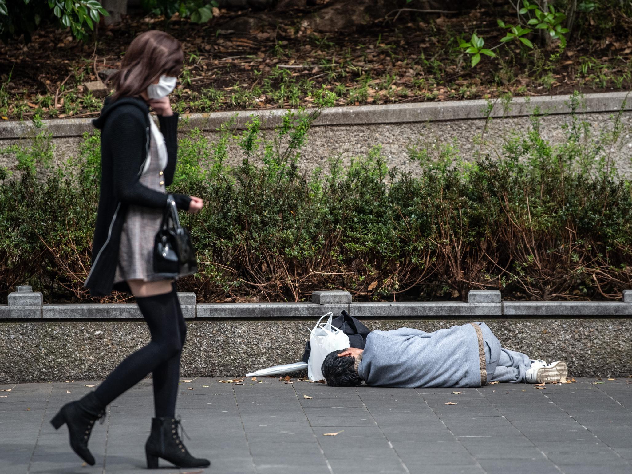 After the closure of internet cafes, Tokyo is experiencing an increase in homelessness