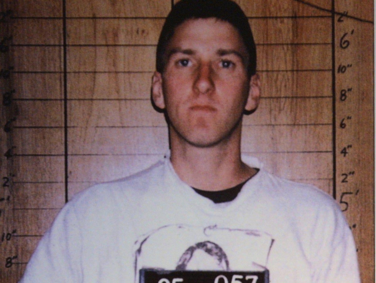 Timothy McVeigh execution: Covering the death of the Oklahoma City bomber |  The Independent | The Independent