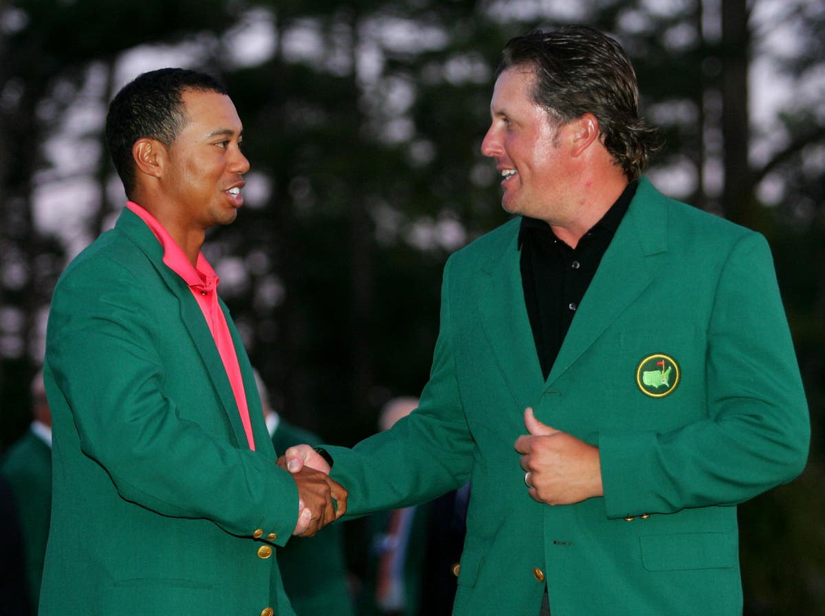 Tiger Woods And Phil Mickelson Enlist Tom Brady And Peyton Manning For The Match Rerun The