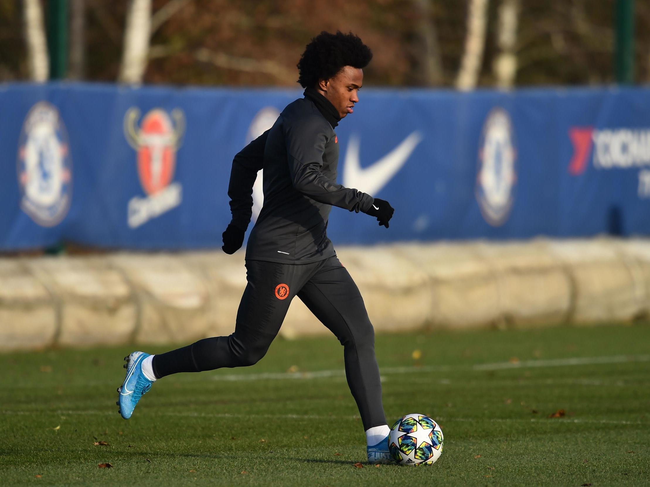 Chelsea’s Willian in training (Getty)