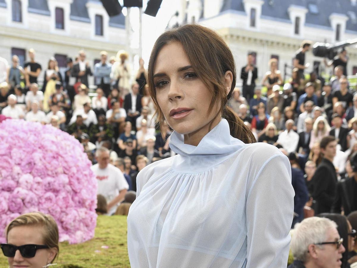 Victoria Beckham accused of photoshopping picture of Brooklyn and fiancée Nicola Peltz