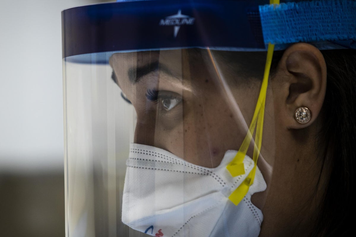 UK coronavirus death toll rises by 428 to 33,614 | The Independent ...