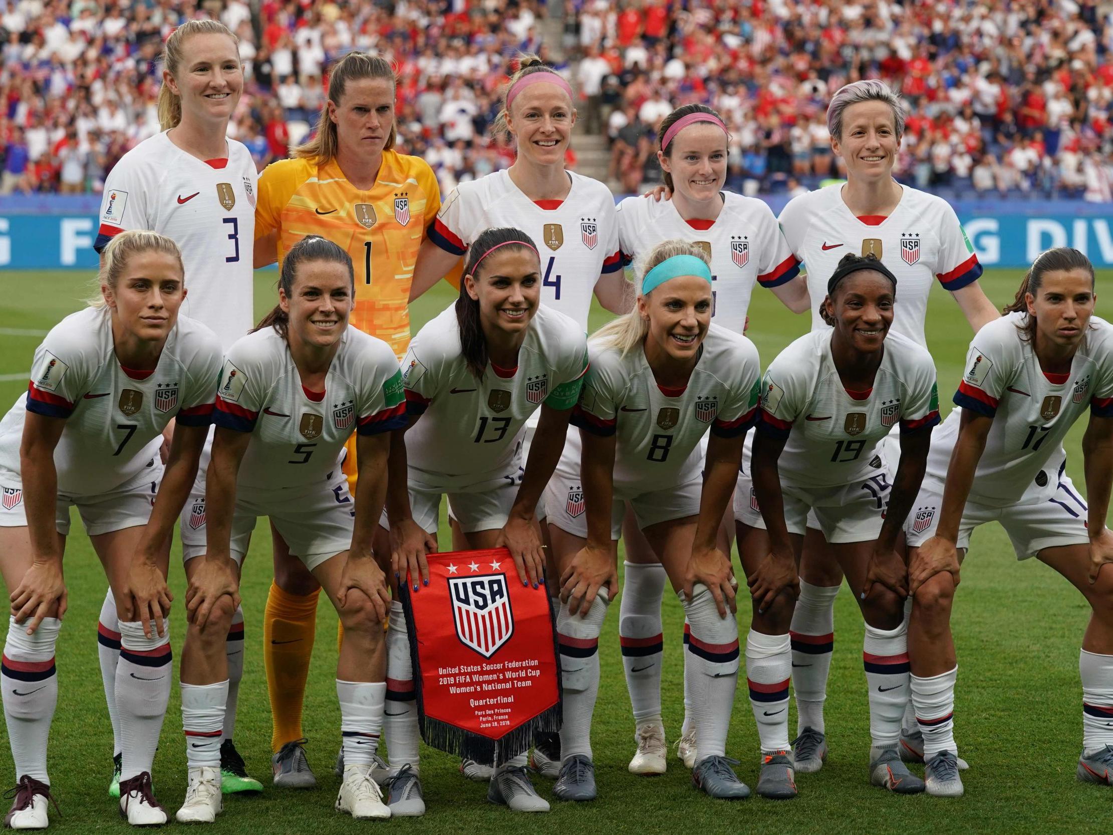 The United States pose for a team photo at the 2019 Women’s World Cup