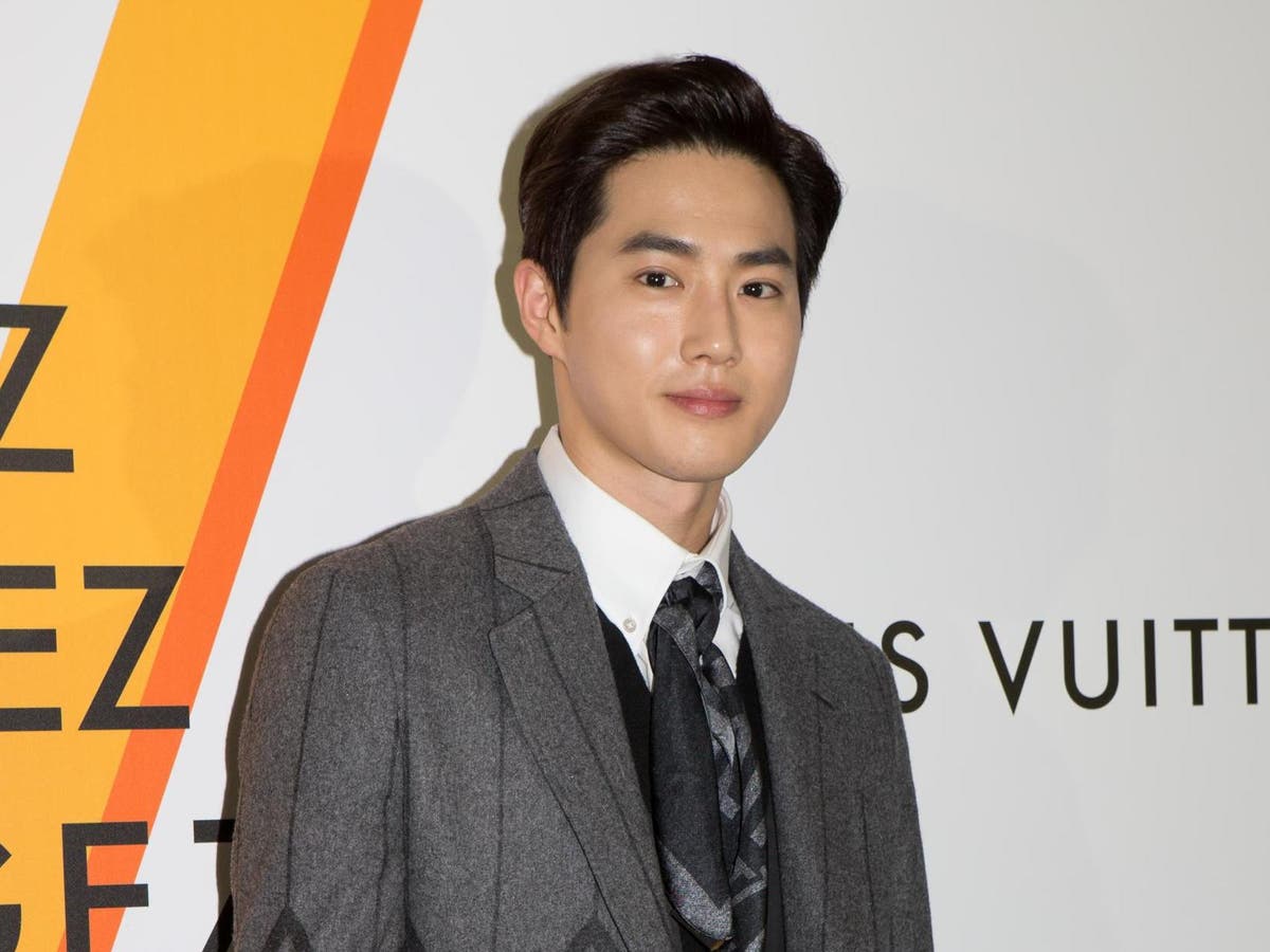 EXO’s Suho announces military recruitment date | The Independent | The