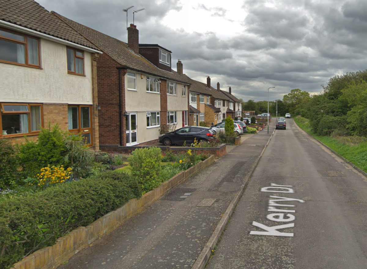 Upminster shooting: Teenagers arrested over attack on 11-year-old boy in London