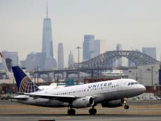 United Airlines sending layoff notices to nearly half of US employees