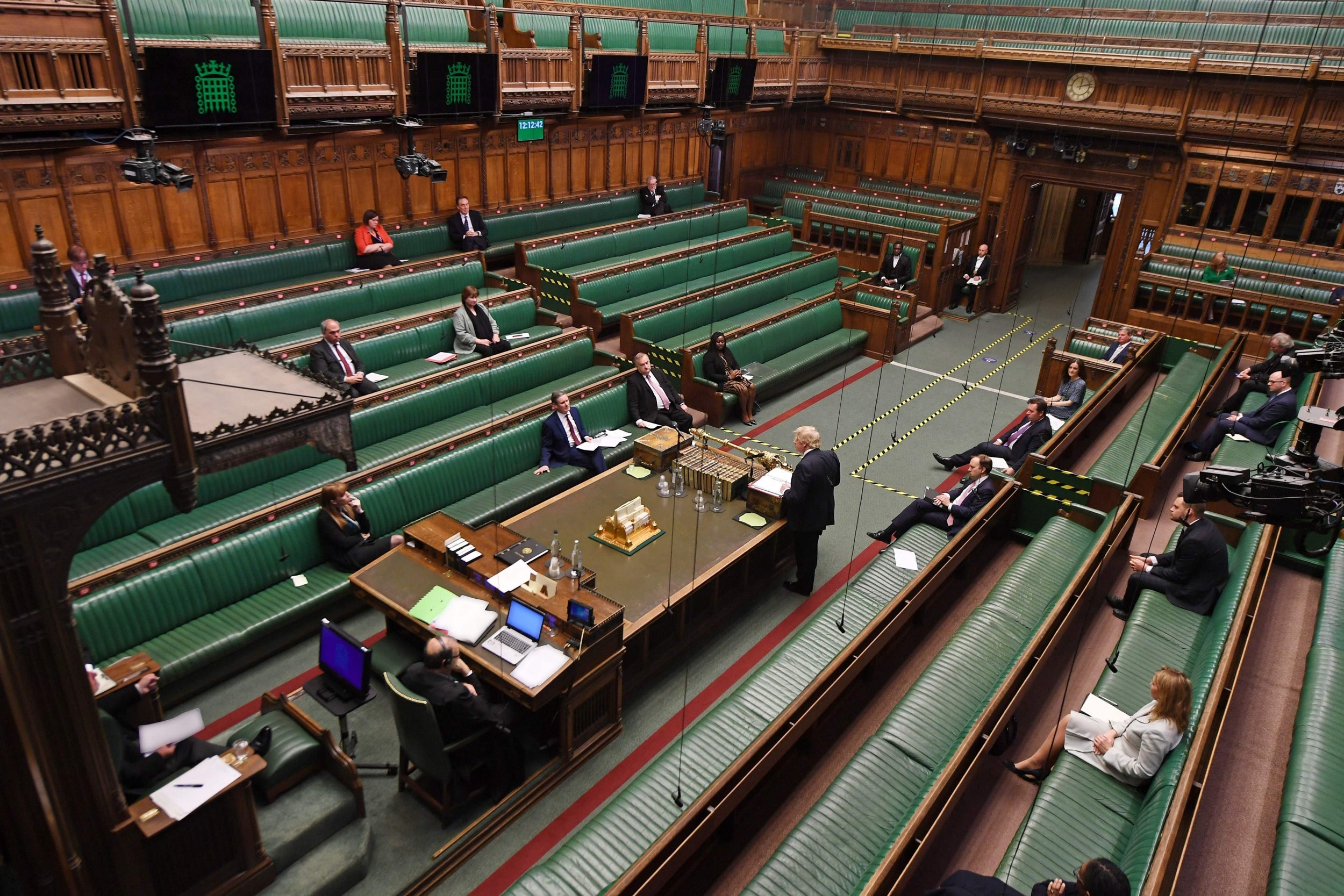 Under the 'hybrid' system, the Commons chamber is almost empty for prime minister's questions