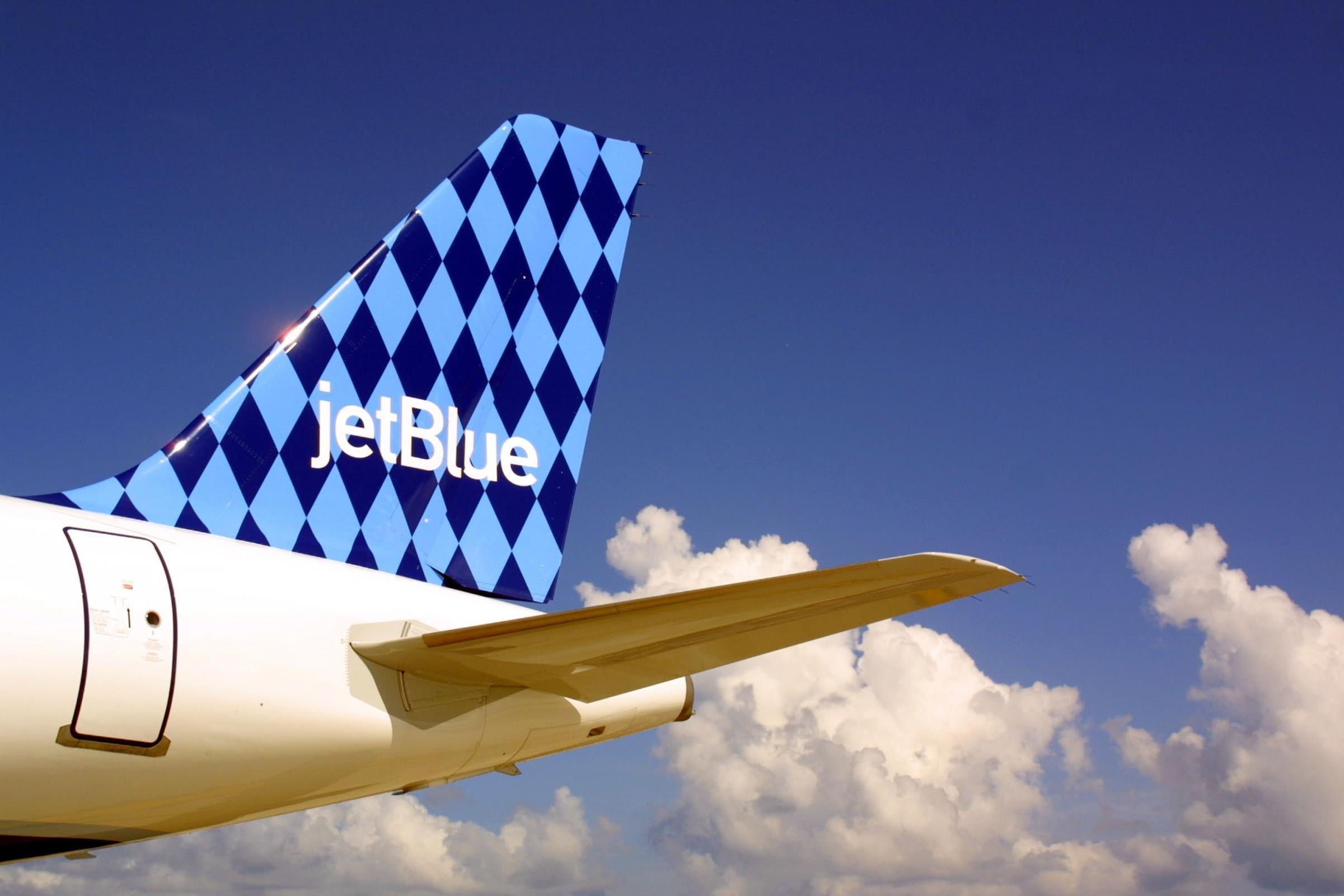 JetBlue to fly passenger planes over New York in tribute to healthcare workers (Getty)