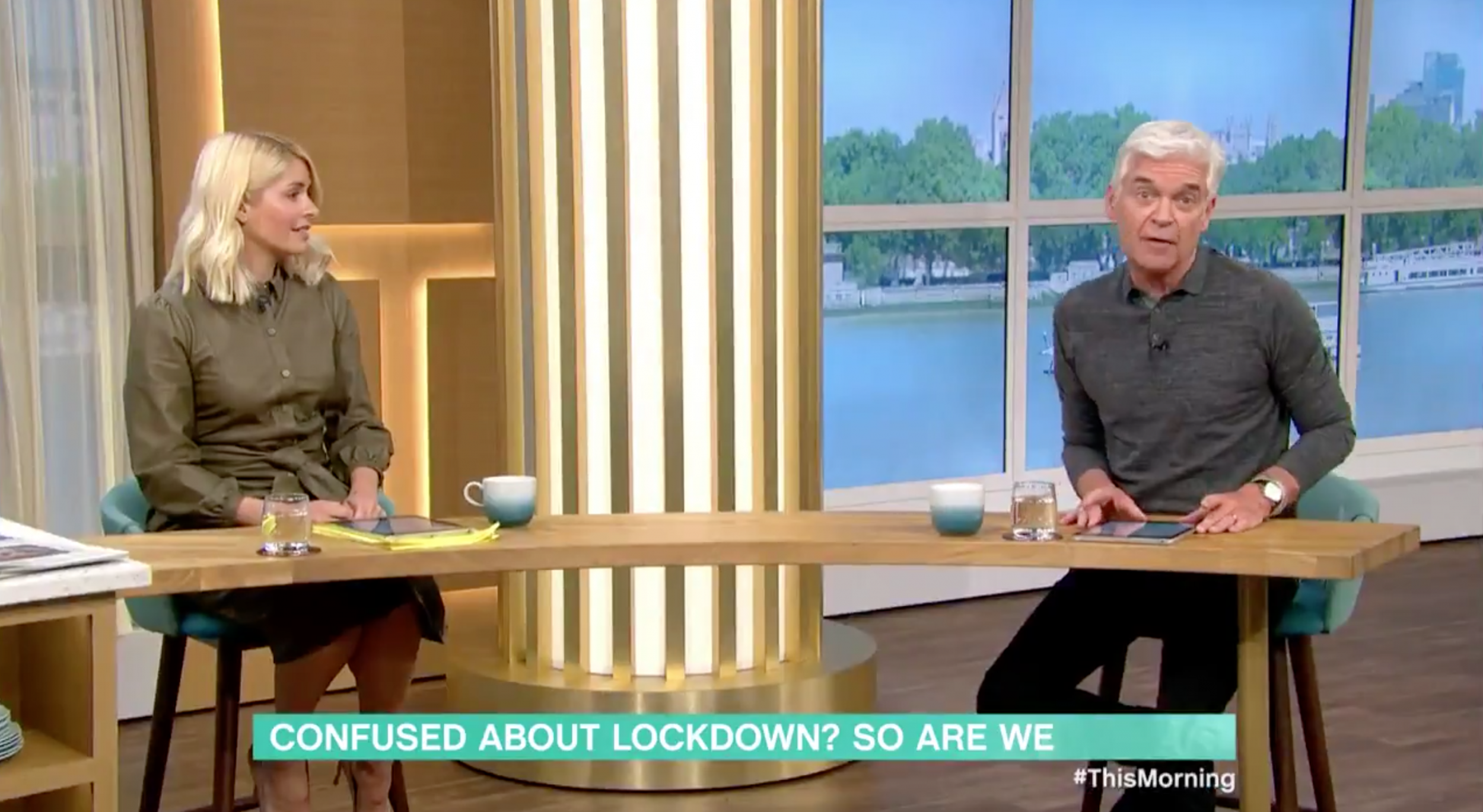 Coronavirus: Phillip Schofield criticises &apos;utterly astonishing&apos; government advice live on This Morning