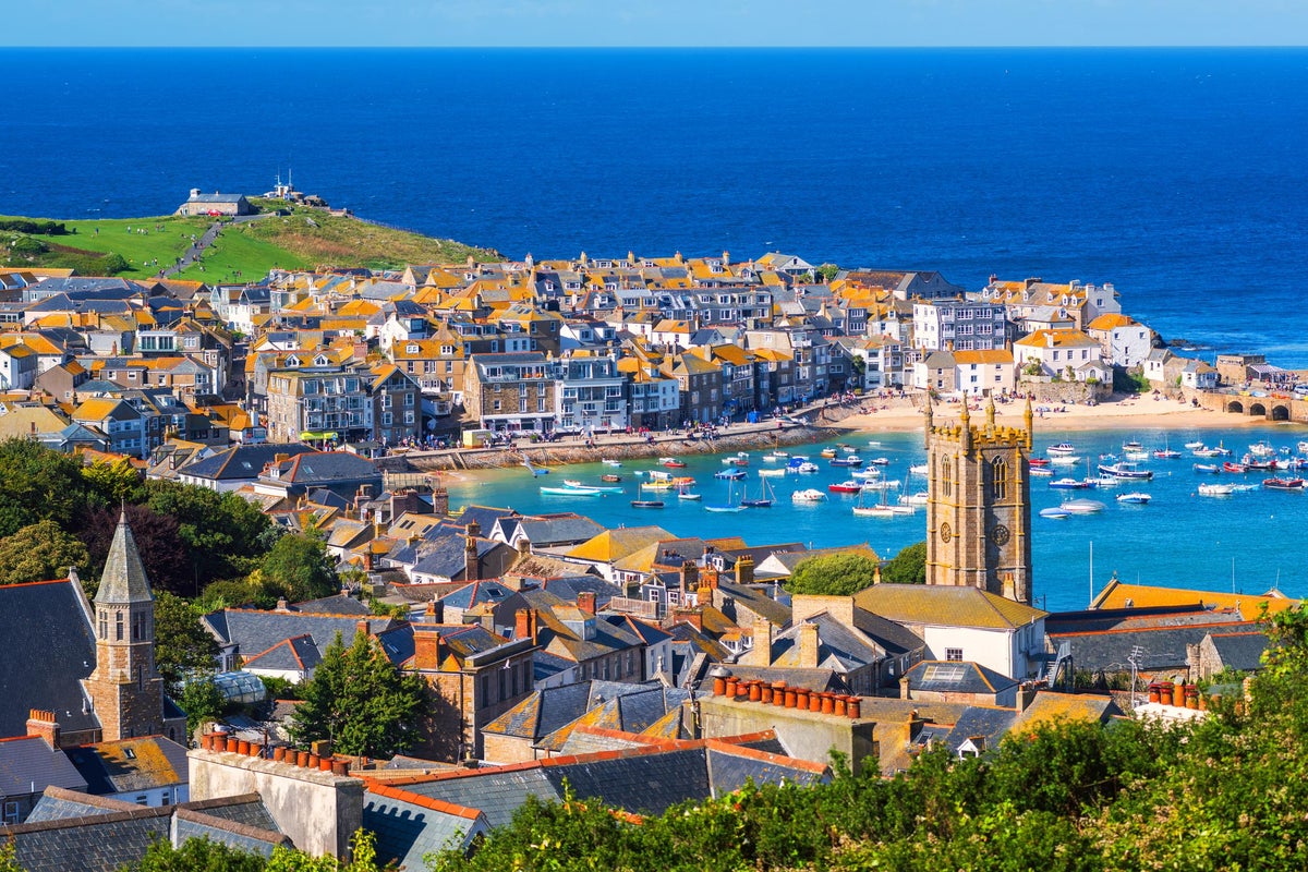 Will i get a refund if my cornwall trip is cancelled?