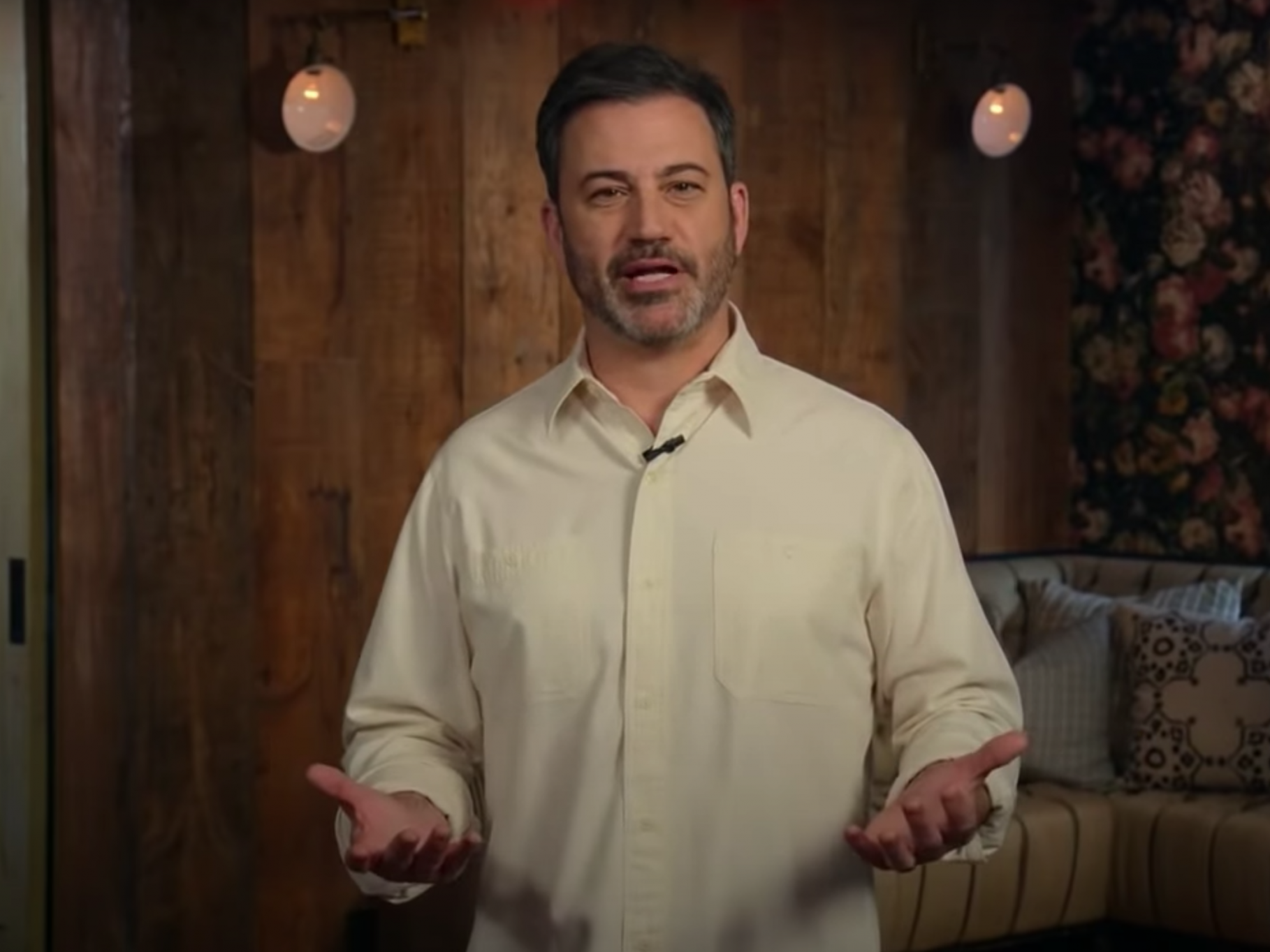 Jimmy Kimmel jokes that Trump &apos;ignored pandemic and his wife on Mother&apos;s Day&apos; to tweet about him