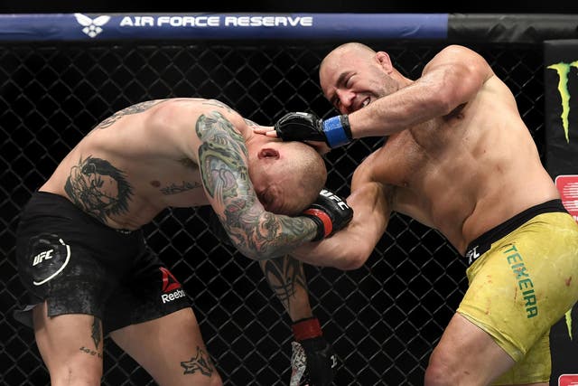Glover Teixeira dominated the main event
