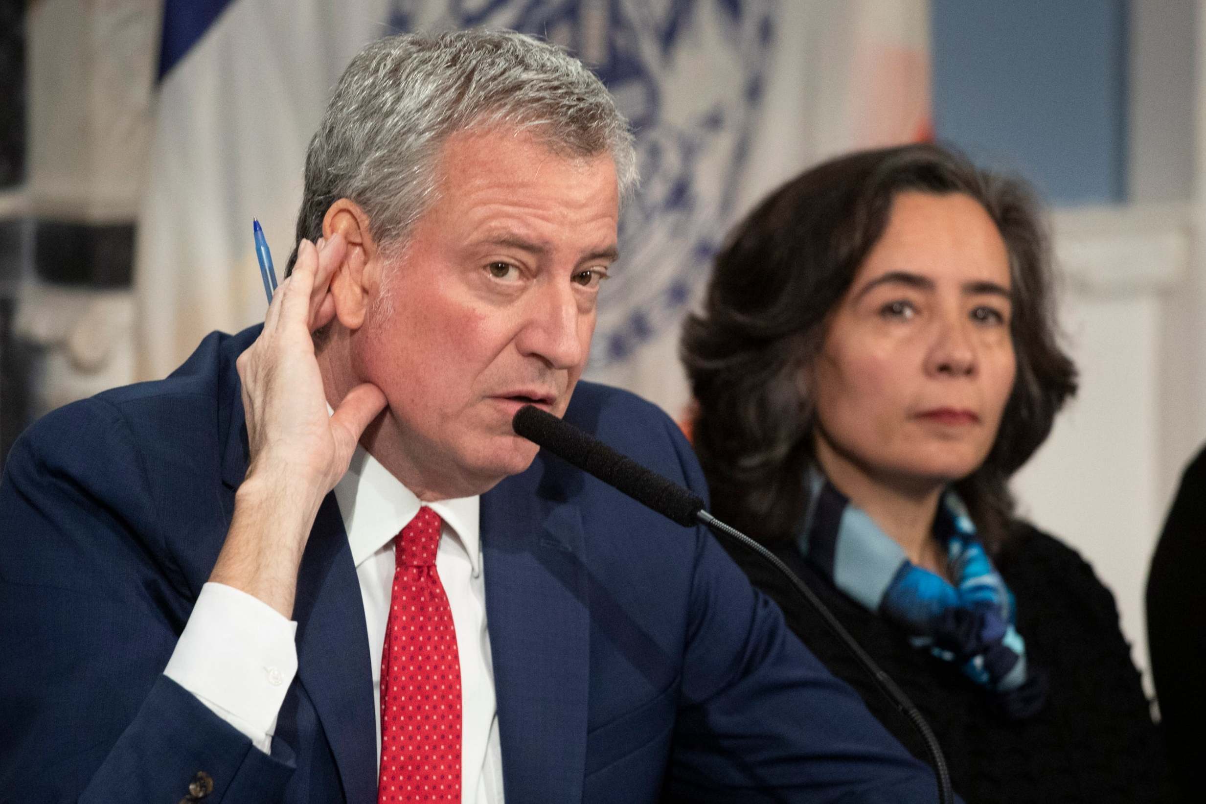 Coronavirus: New York police union calls city health commissioner &apos;b***h&apos; over face mask row