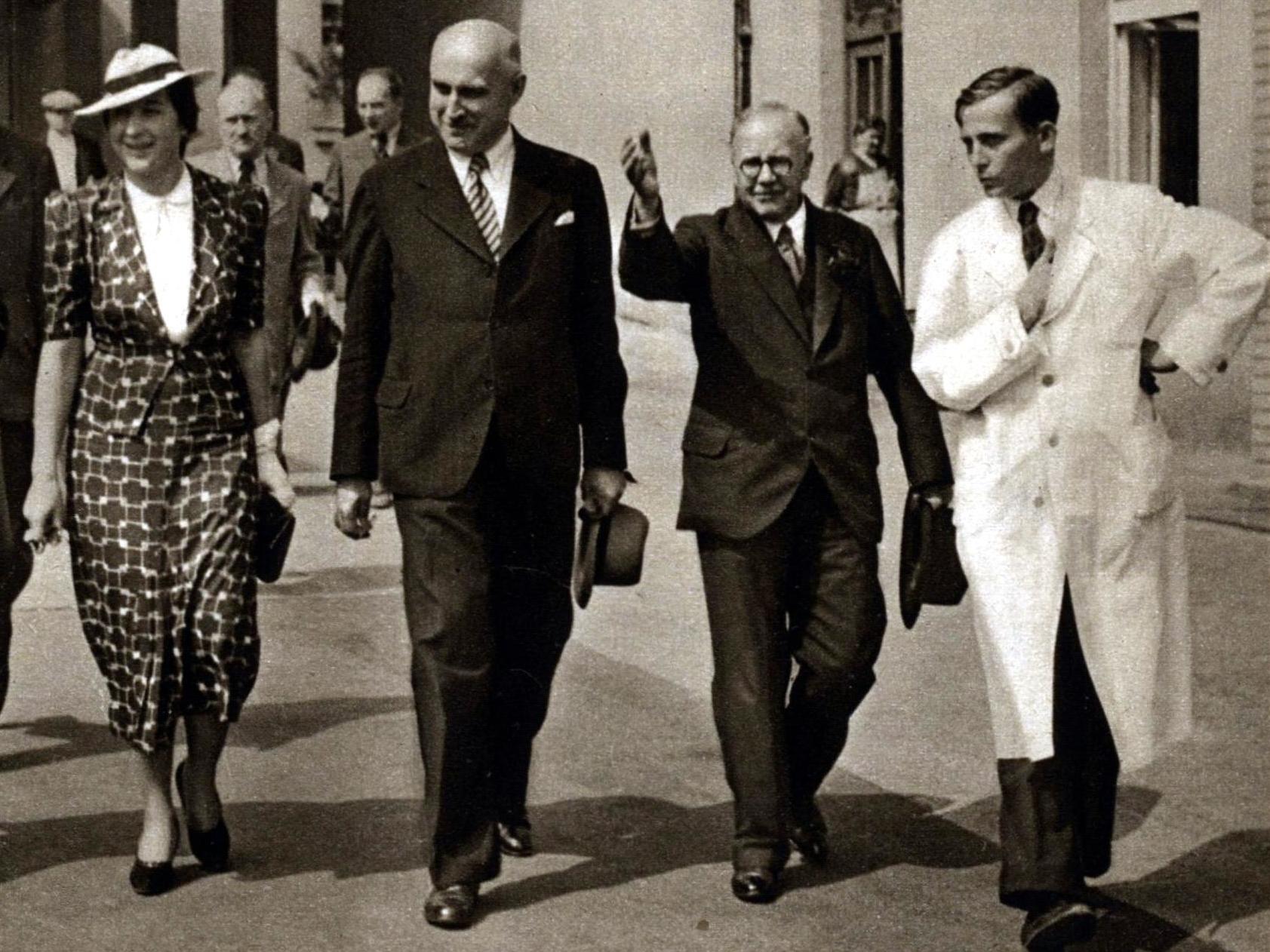 Horáková and Czech politician Alois Štůla accompany the British minister of health in Masaryk in 1937