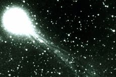 Stunning images show comet NEOWISE as it flies through the sky