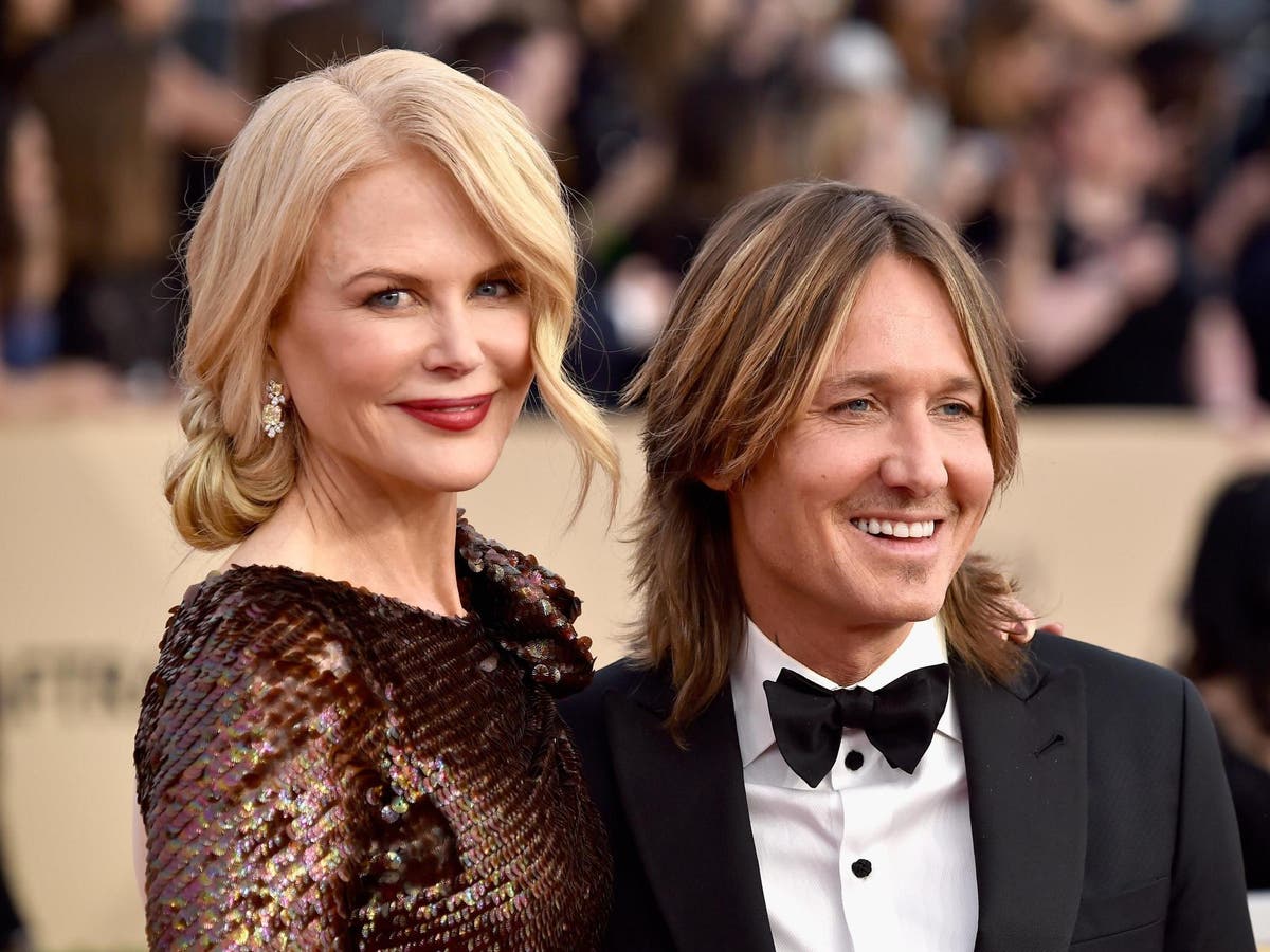 Nicole Kidman broke her ankle running around her neighbourhood, says husband Keith Urban