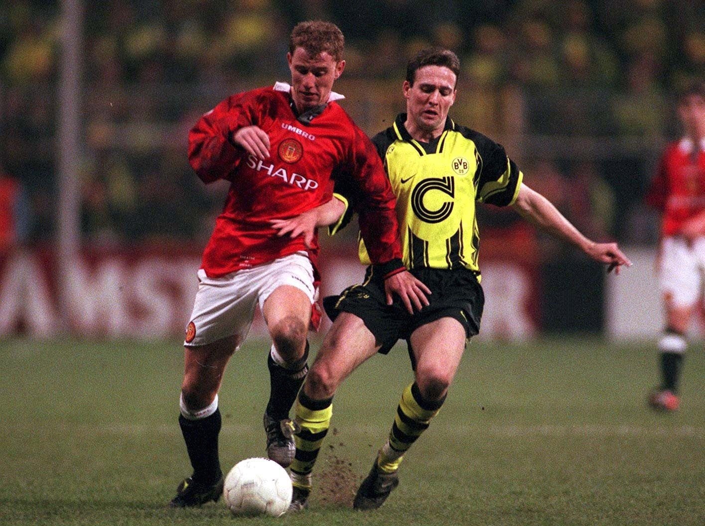 Paul Lambert playing for Dortmund, in 1997