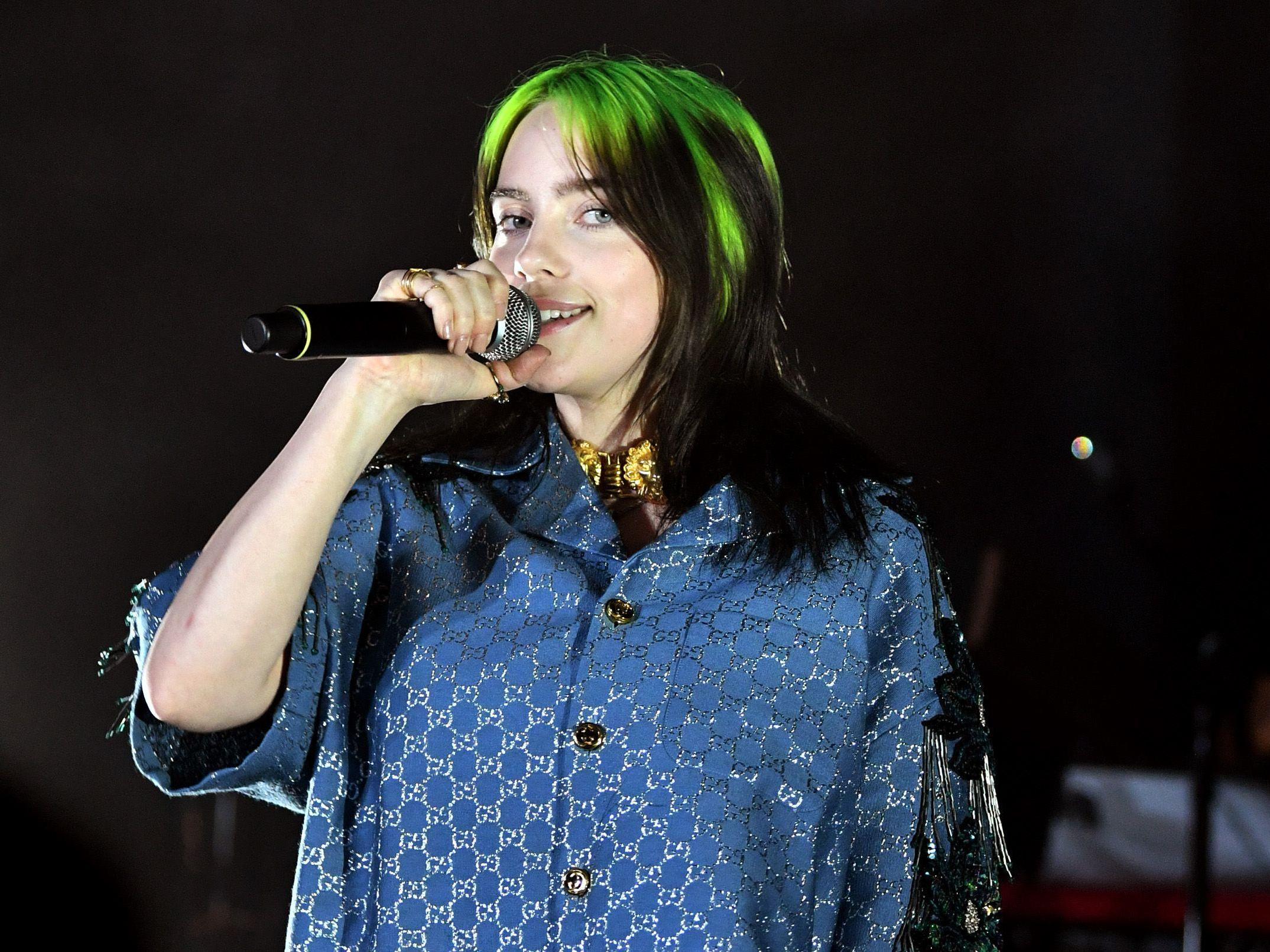 Billie Eilish takes knee in solidarity with Black Lives Matter at peaceful protest thumbnail