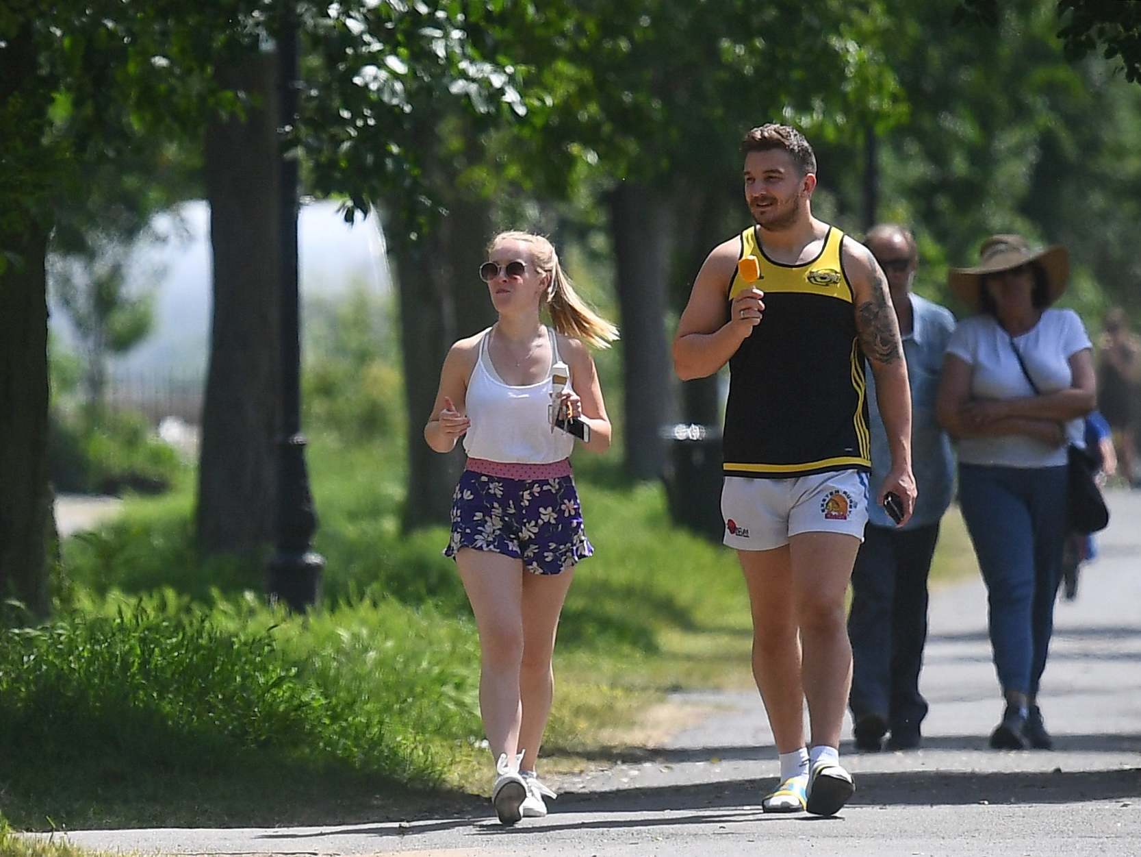 UK weather: Britain to be hotter than Mediterranean as public warned not to break lockdown rules