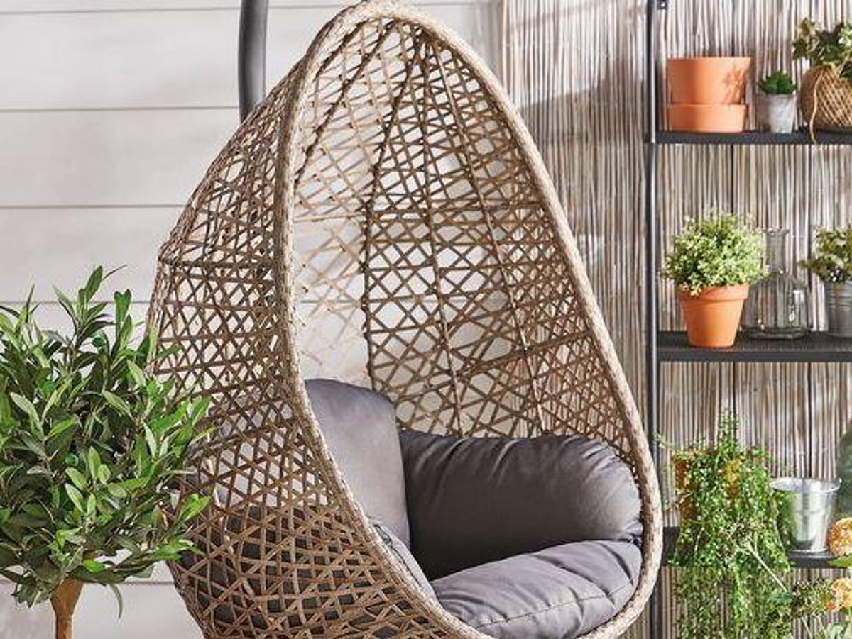 Aldi S Sellout Egg Chair Goes Back On Sale This Week For 150 The Independent The Independent