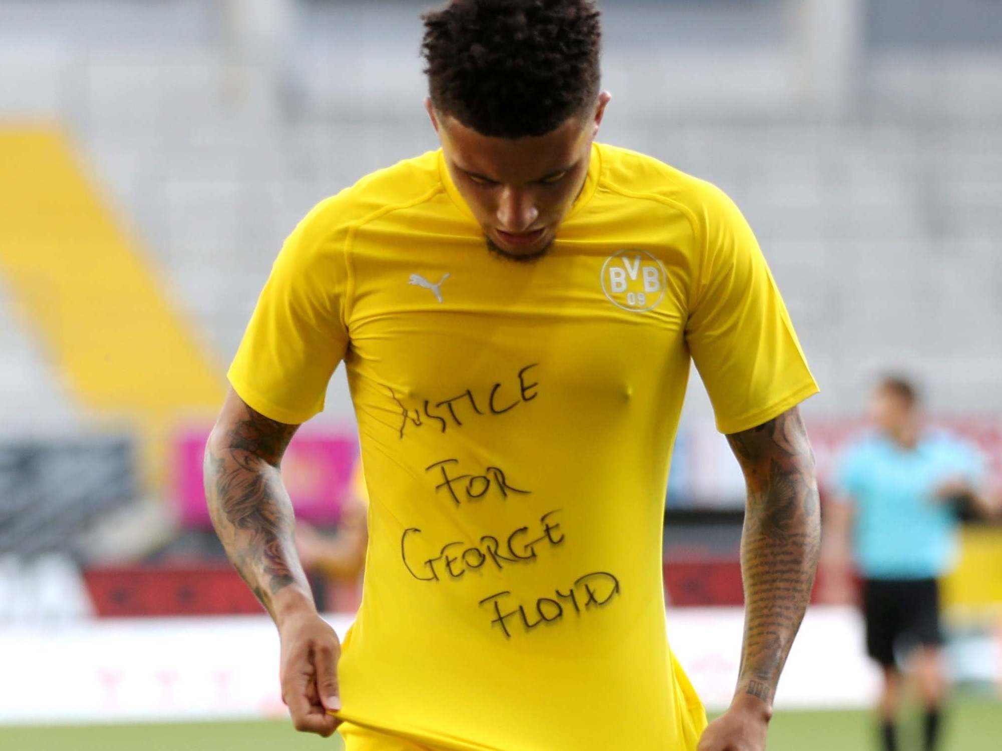 Jadon Sancho celebrates scoring by revealing a ‘Justice for George Floyd’ message