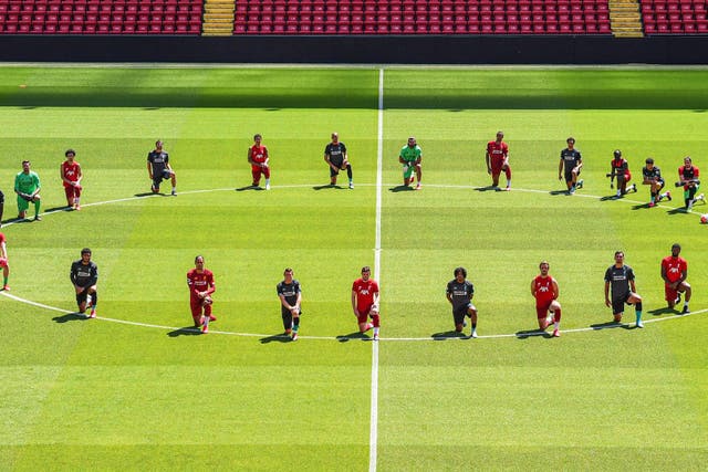 Liverpool players take a knee in memory of George Floyd