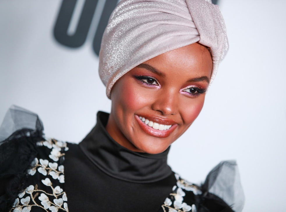 Halima Aden designs face masks for frontline workers who wear hijabs ...