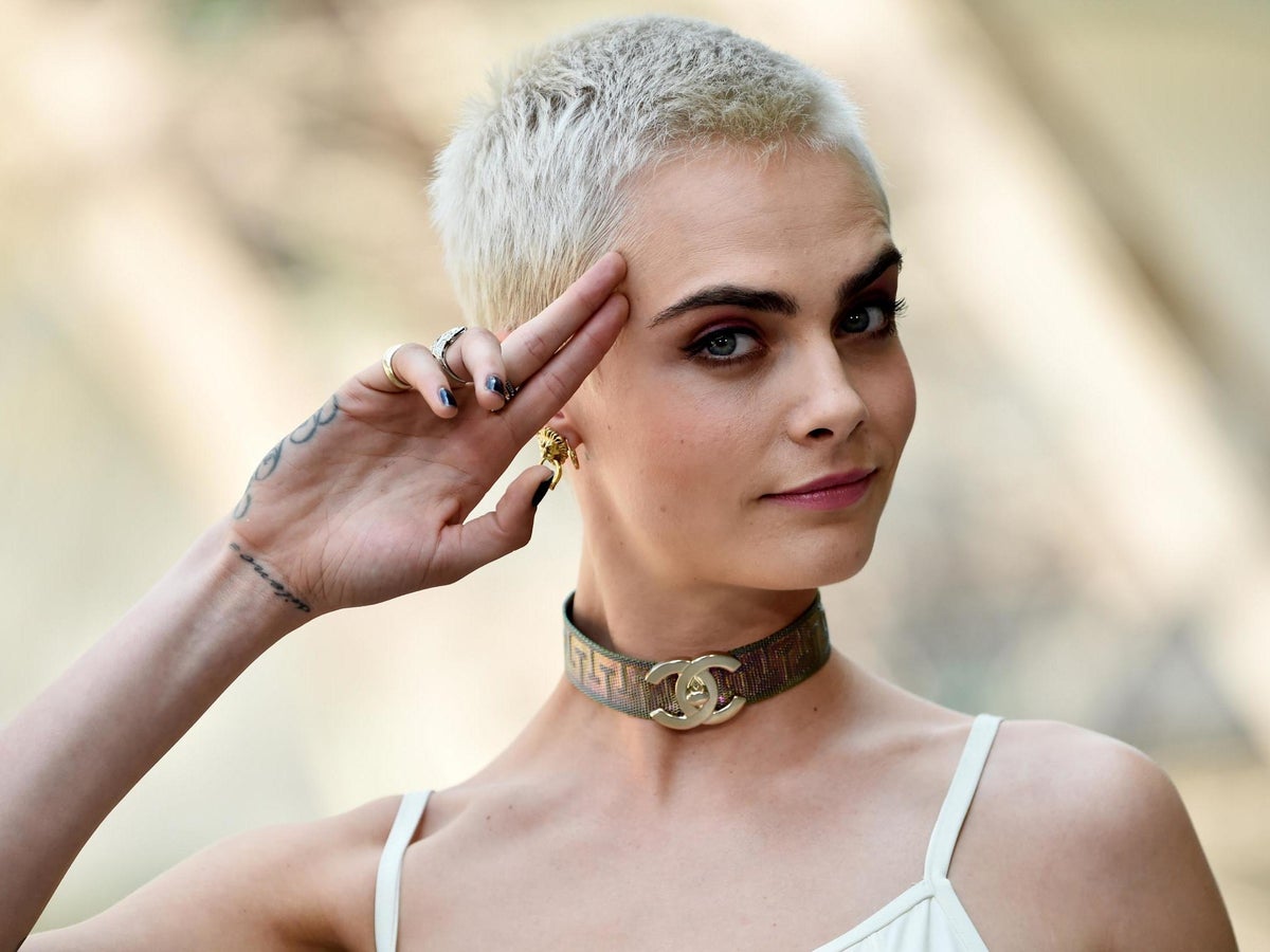 Cara Delevingne Says She Identifies As Pansexual I M Attracted To The Person The Independent The Independent