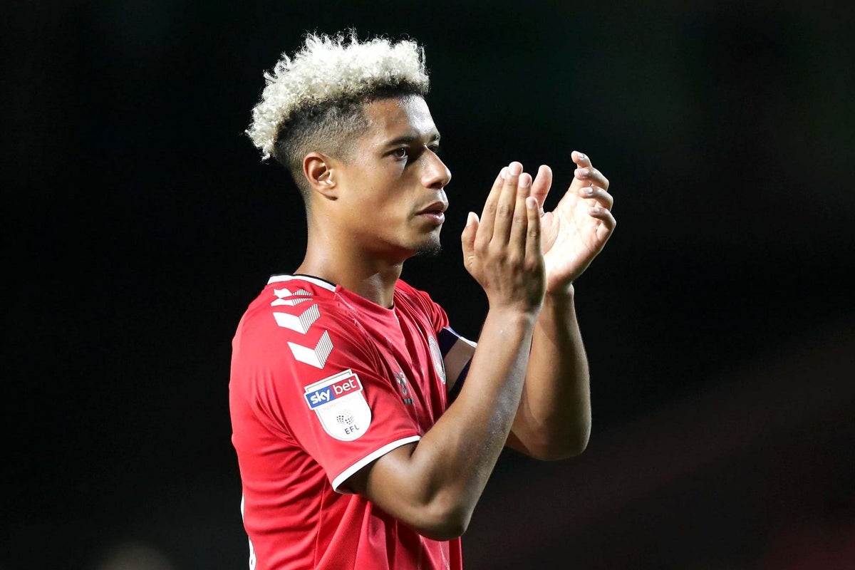 Lyle Taylor explains decision to refuse to play for Charlton Athletic ...