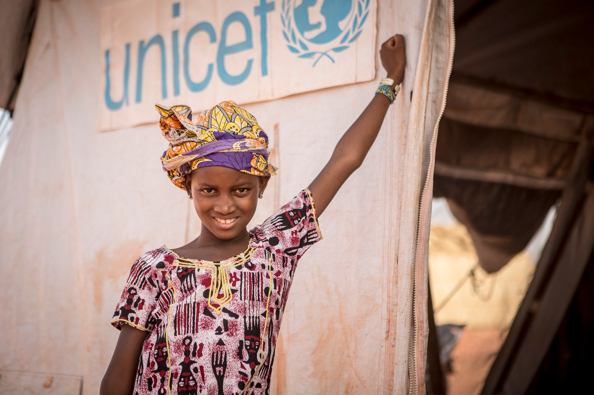 Hamsa, 13, was displaced from her home in Bankass, Mopti (central Mali), and now lives in the Socoura displacement camp run by the Government of Mali with support from Unicef and other humanitarian agencies