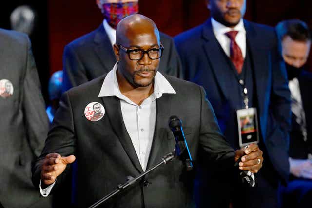 <p>Philonise Floyd, brother of George Floyd, says President Biden called him to say he was ‘praying’ for their family</p>