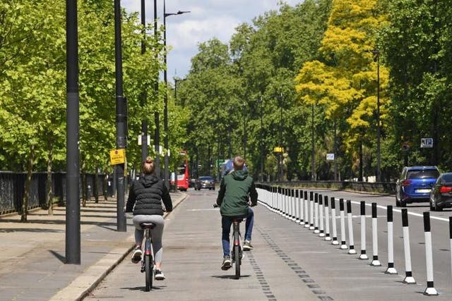 Forty per cent of cyclists struggle to find suitable routes or paths near them