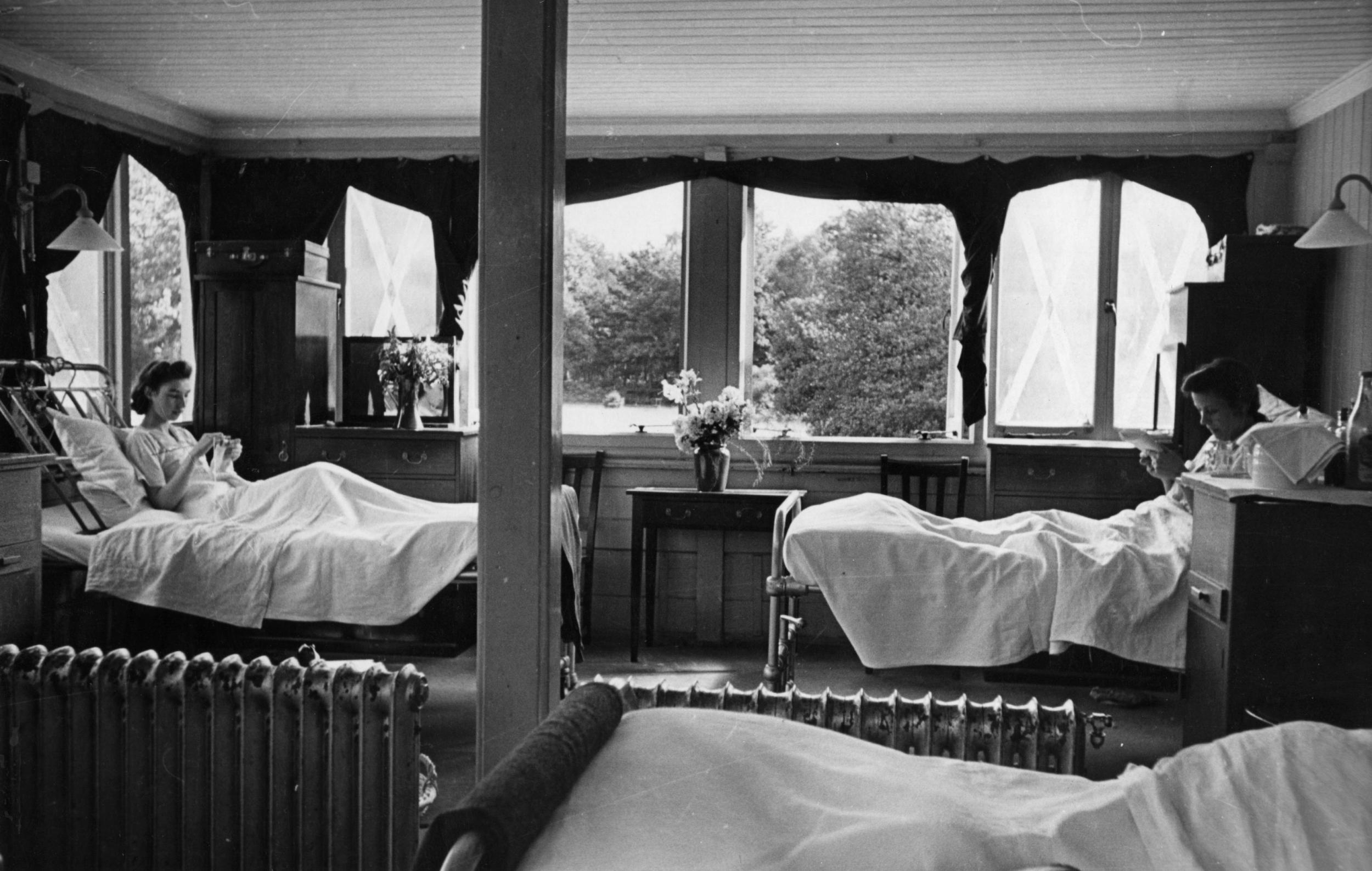 Patients in a sunny ward of the TB convalescent home at Paddington