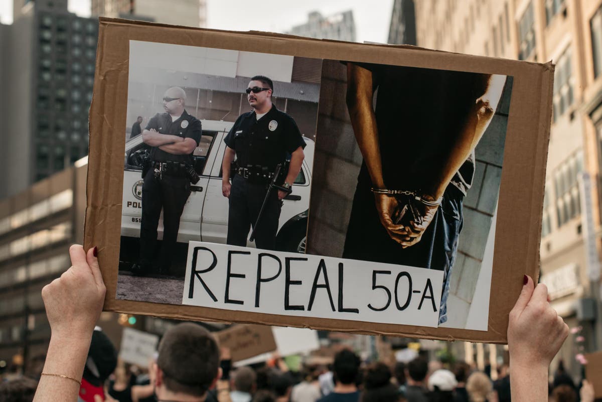 New enough. Repeal of the Law. Statute of repeal. Call the Police. A sign with a description of the Crime