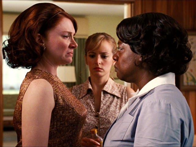 Bryce Dallas Howard, Ahna O'Reilly and Viola Davis in 'The Help'