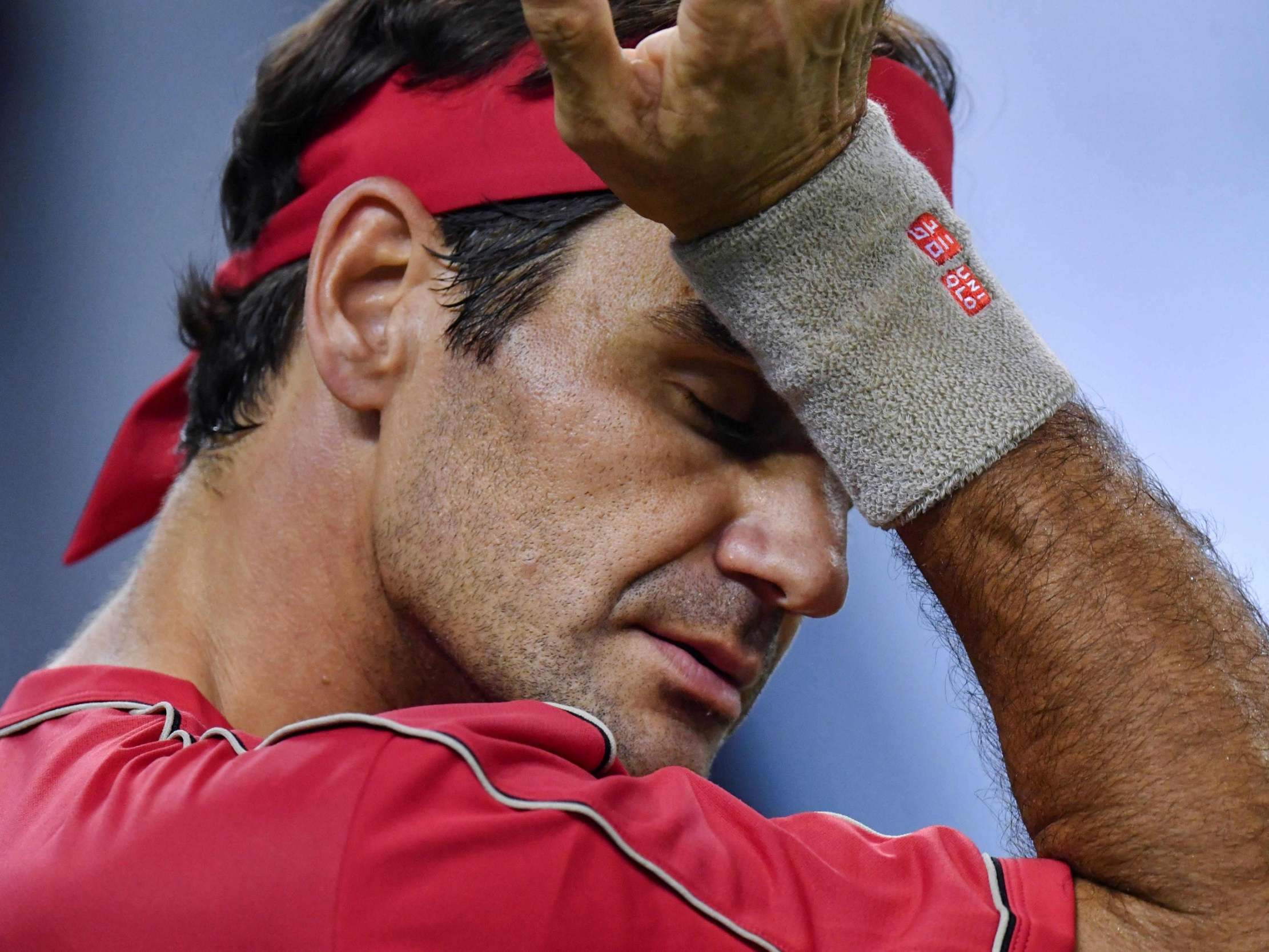 Roger Federer to miss rest of 2020 tennis season after second knee operation